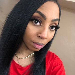 Meet your posher, Summer.